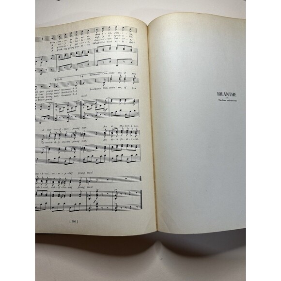 A Treasury of Gilbert and Sullivan1st Edition 1941 HC Words & Music - Picture 7 of 8